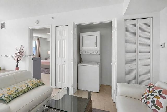 3 of 18 - 816 Nw 11th Street #607, Miami, FL