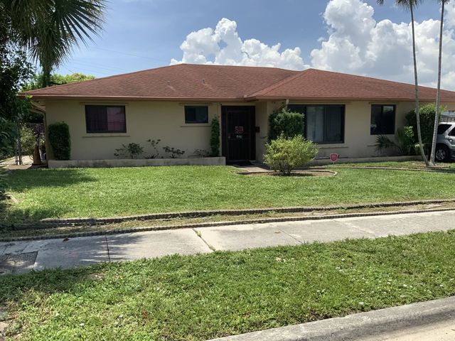 2 of 6 - 941 W 7th Street, Riviera Beach, FL