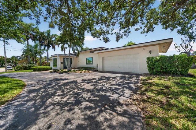 8880 Sw 149th Street, Palmetto Bay