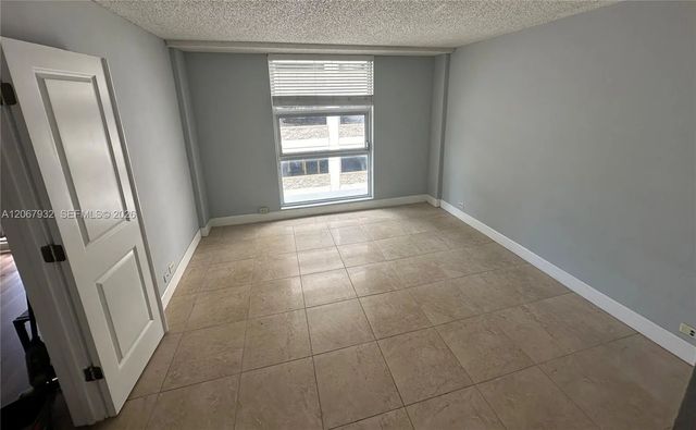 5 of 9 - 151 E Washington Street #524, Orlando, FL