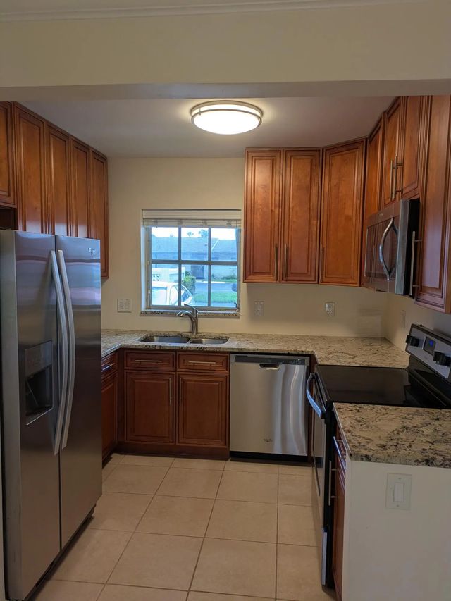 3 of 13 - 2771 Ashley Drive E #j, West Palm Beach, FL