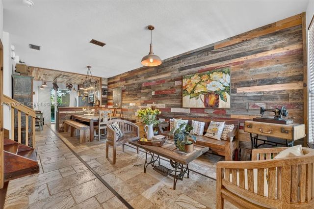 3 of 37 - 3251 Nw 32nd Terrace, Oakland Park, FL