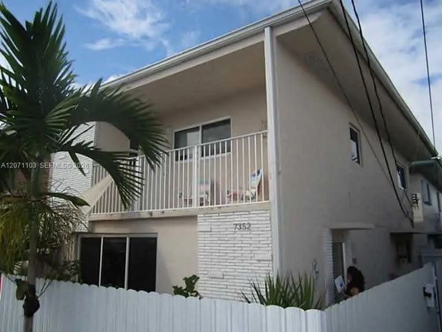 7350 Gary Avenue, Miami Beach