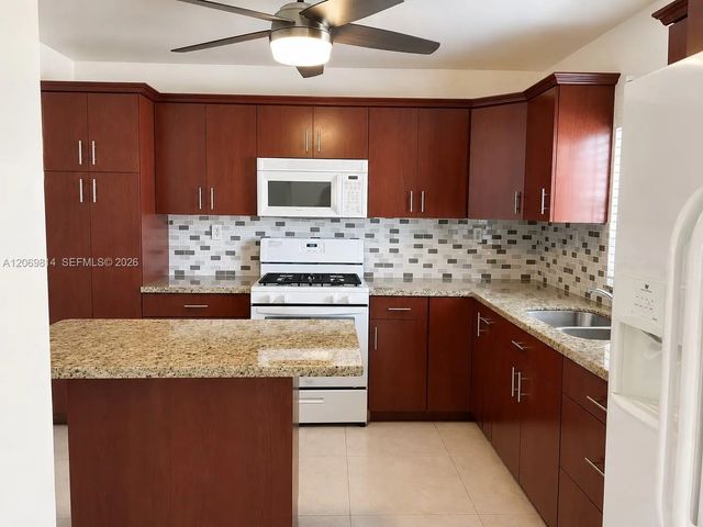 4 of 12 - 325 Ne 108th Street, Miami, FL
