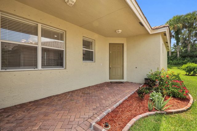 4 of 50 - 868 Sw Rocky Bayou Terrace, Port St. Lucie, FL
