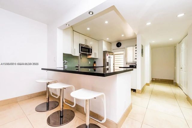 5 of 21 - 2081 S Ocean Drive #411, Hallandale Beach, FL