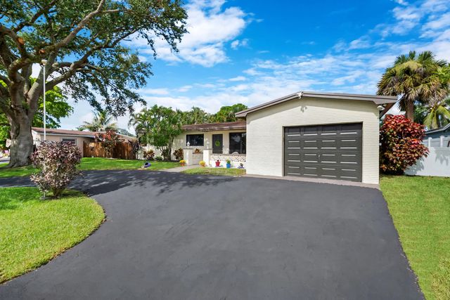 510 Nw 93rd Terrace, Pembroke Pines
