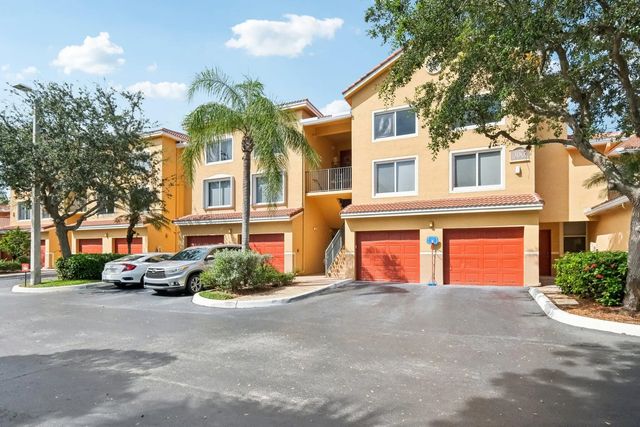 300 Scotia Drive #304, Hypoluxo