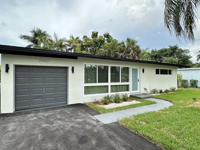 5 of 30 - 2490 Andros Lane, Fort Lauderdale, FL