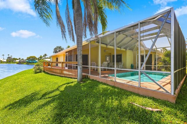 4 of 33 - 10461 Se Amberjack Court, Hobe Sound, FL