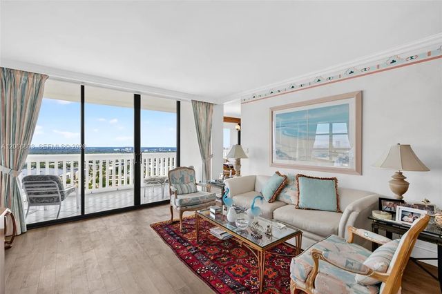 1000 Island Boulevard #2911, Aventura
