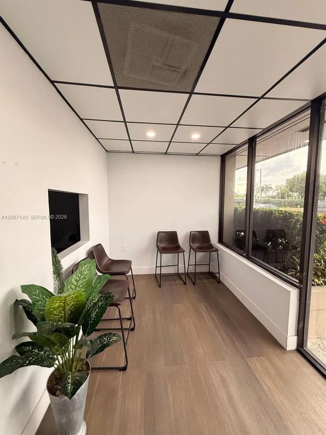 6065 Nw 167th Street #b25, Hialeah