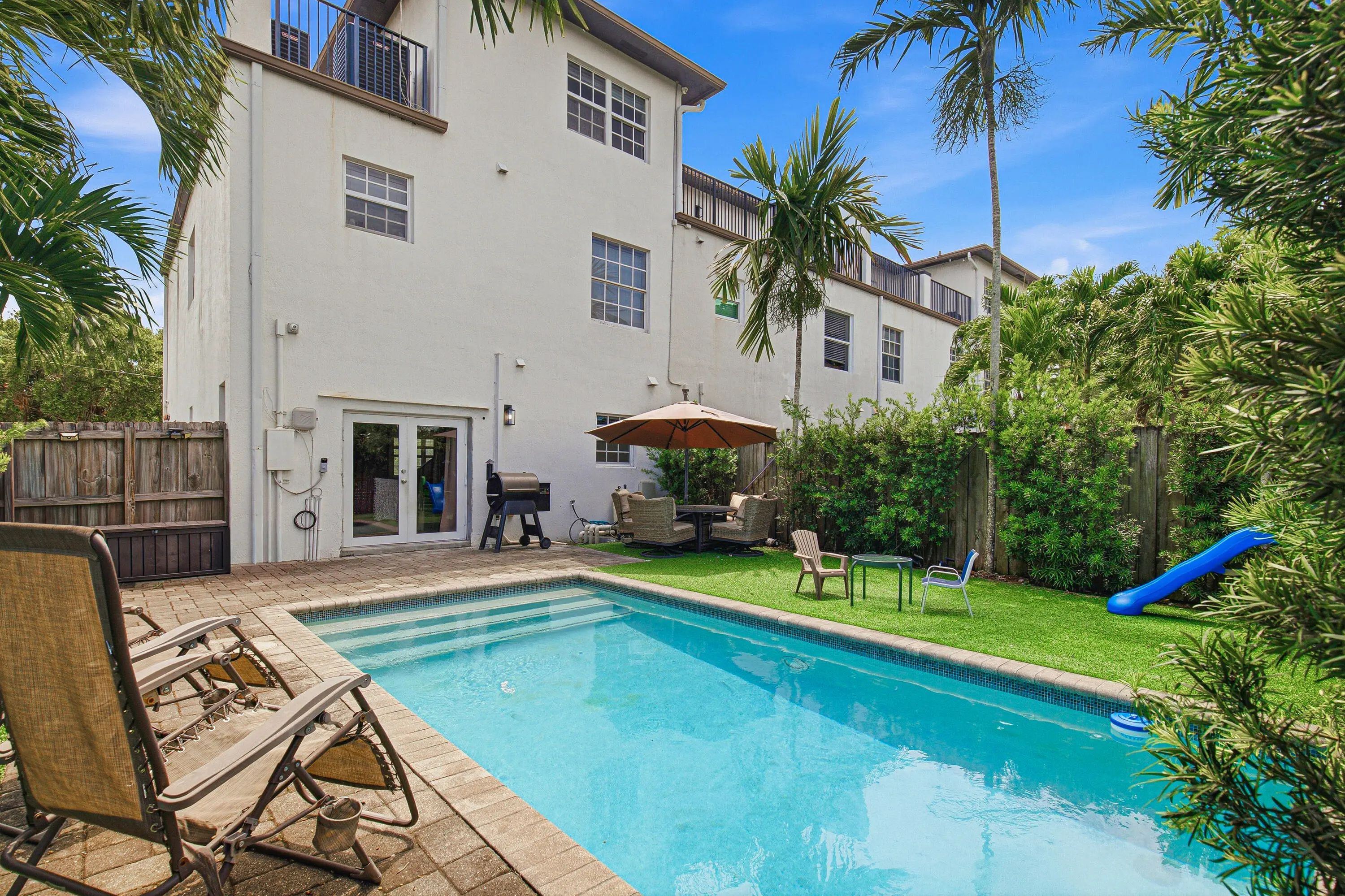 807 Nw 1st Avenue, Fort Lauderdale