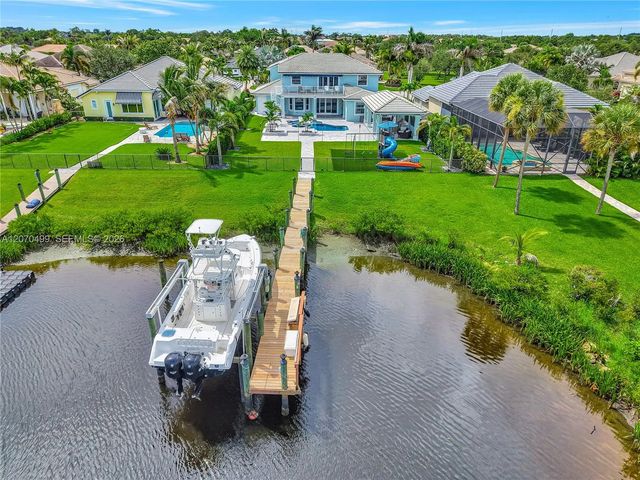 665 Sw Yacht Basin Way, Stuart