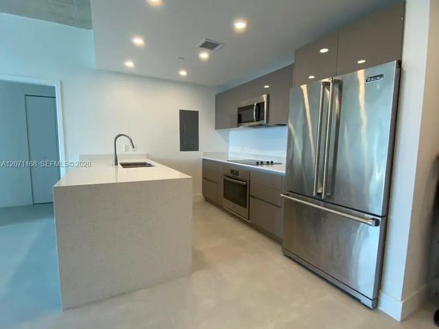 3 of 21 - 13800 Highland Drive #ph3, North Miami Beach, FL