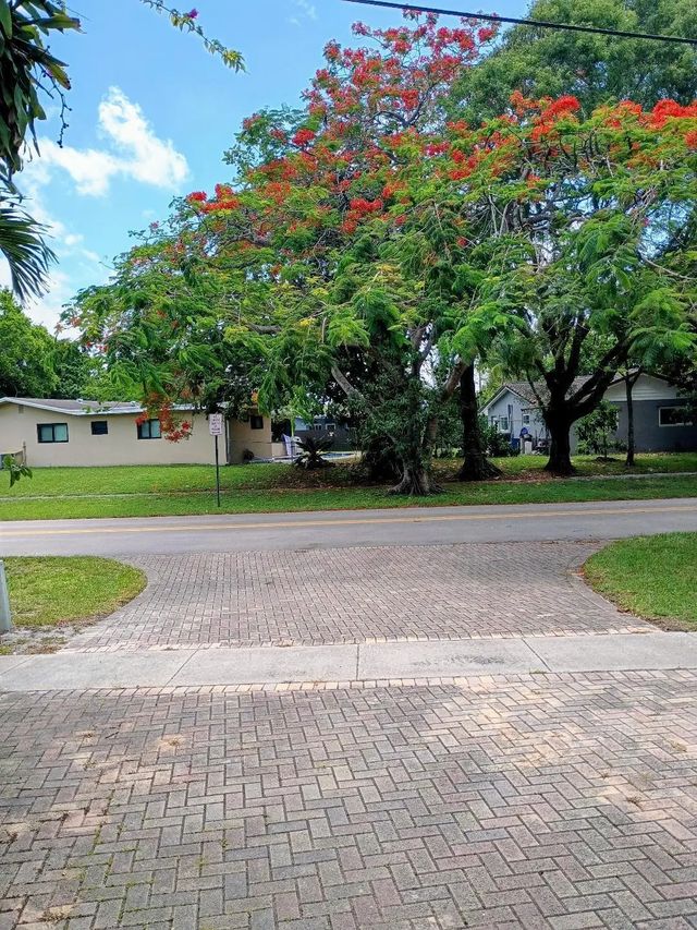 3 of 44 - N/A, Plantation, FL