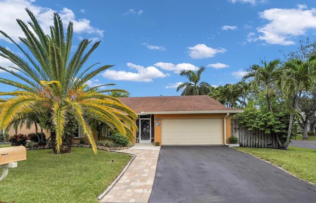 9811 Nw 53rd Court, Coral Springs