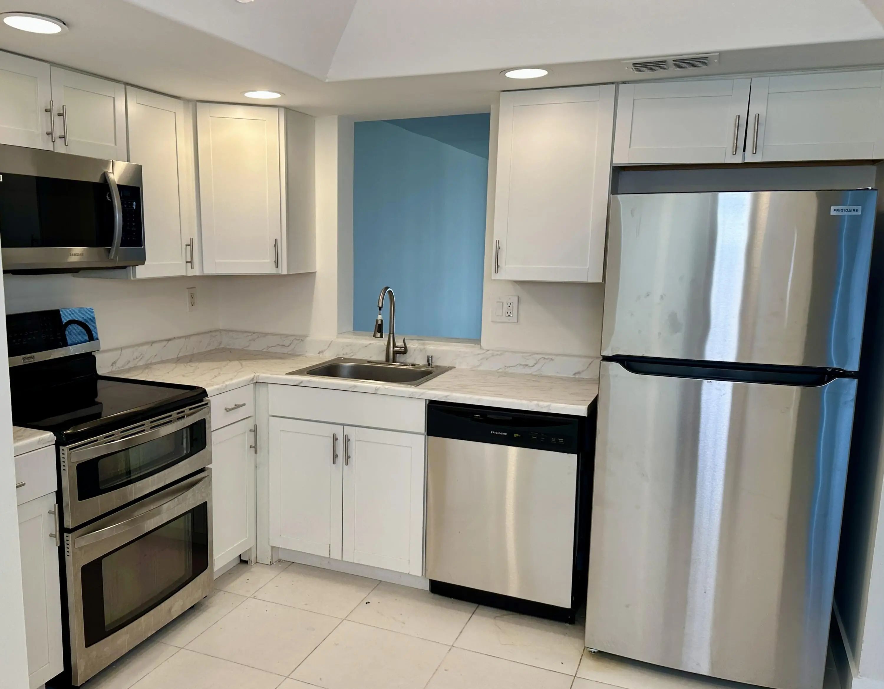 7664 Nw 18th Street #208, Margate