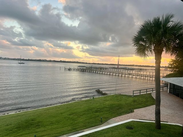 175 Se Saint Lucie Boulevard #e130, Stuart