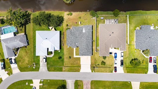 5 of 49 - 2366 Sw Blaine Terrace, Port St. Lucie, FL