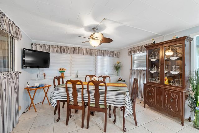 5 of 22 - 8670 Sw 18th Place, Davie, FL