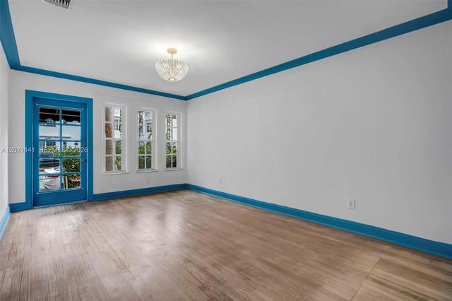 4 of 23 - 1605 Michigan Avenue #929, Miami Beach, FL