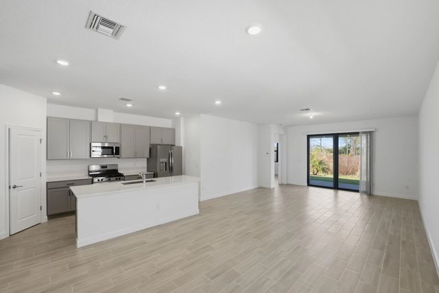 4 of 26 - 10683 Nw Wilgrove Lane, Port St. Lucie, FL