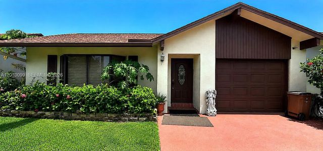 2 of 15 - 1534 Sw 22nd Way, Deerfield Beach, FL