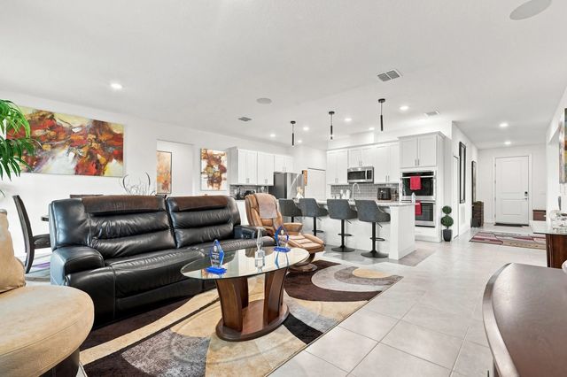 3 of 27 - 1008 Sw Ingrassina Avenue Sw, Port St. Lucie, FL
