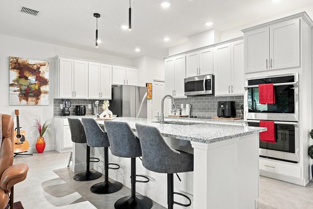 4 of 27 - 1008 Sw Ingrassina Avenue Sw, Port St. Lucie, FL