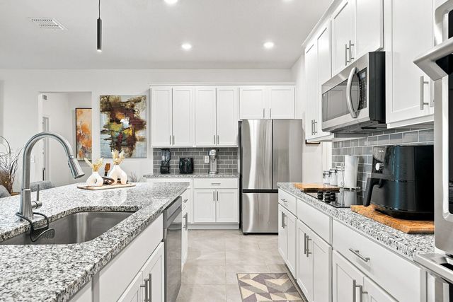 5 of 27 - 1008 Sw Ingrassina Avenue Sw, Port St. Lucie, FL