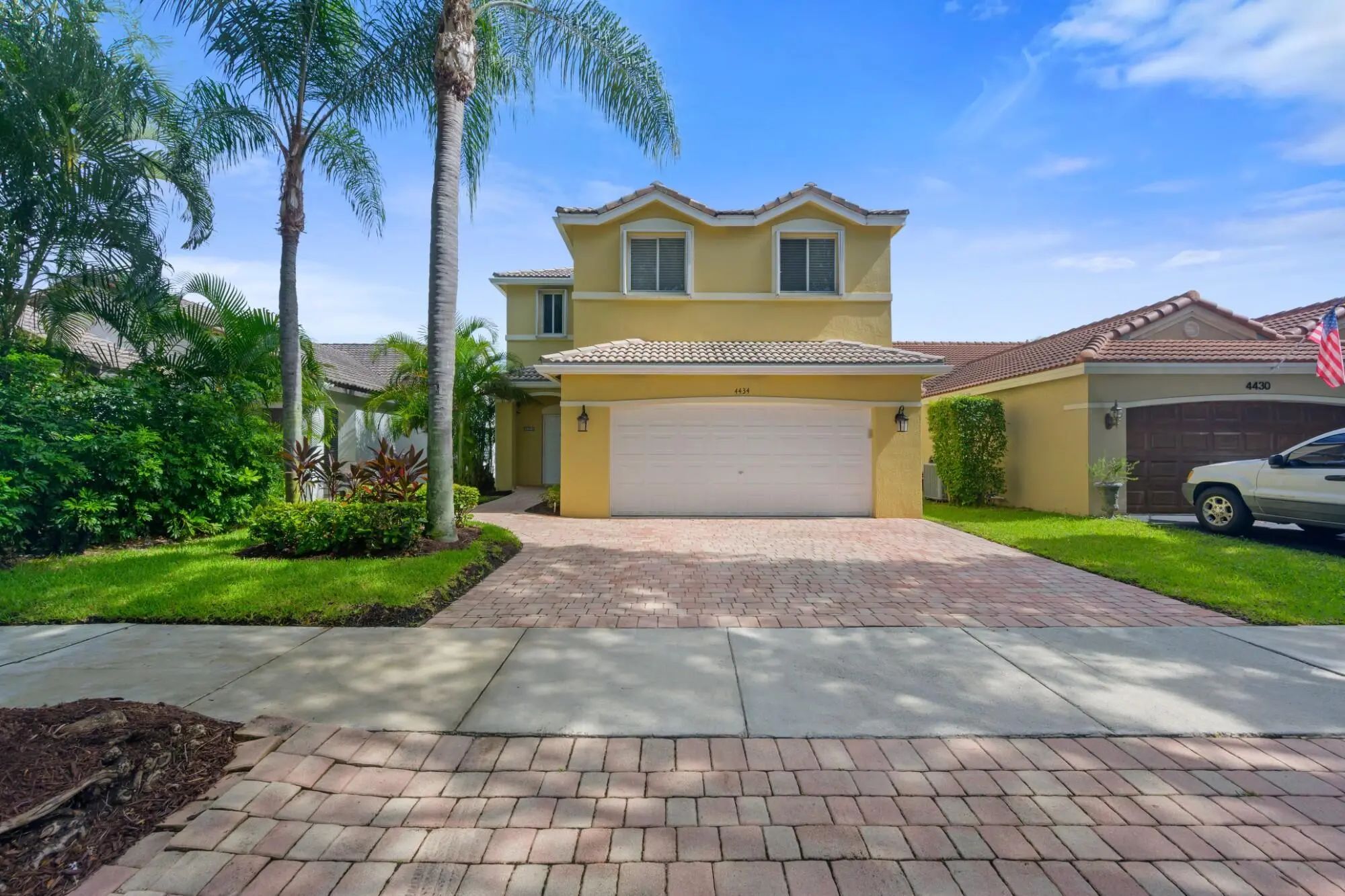 4434 Mahogany Ridge Drive, Weston