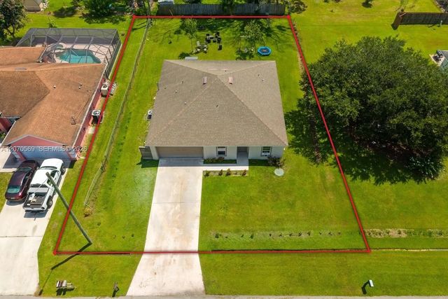3 of 25 - 1671 Se Seashore Lane, Port St. Lucie, FL