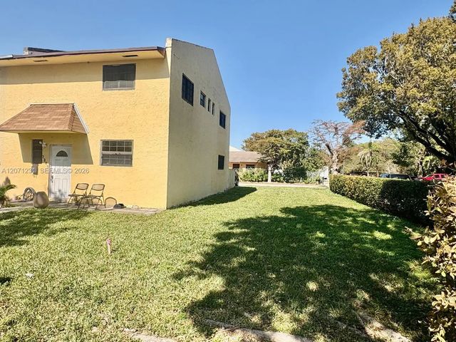 2 of 23 - 2065 Ne 139th Street, North Miami Beach, FL