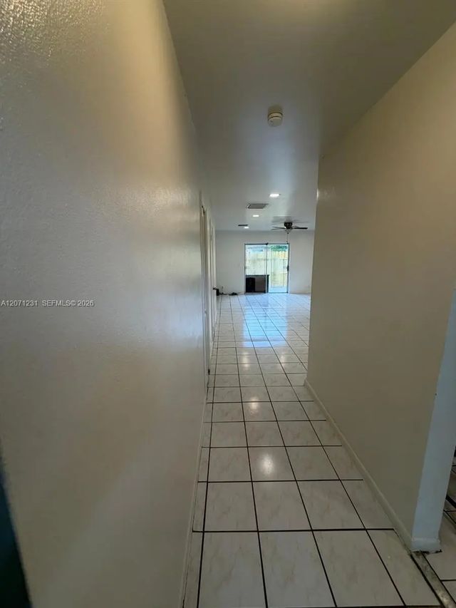 4 of 23 - 2065 Ne 139th Street, North Miami Beach, FL