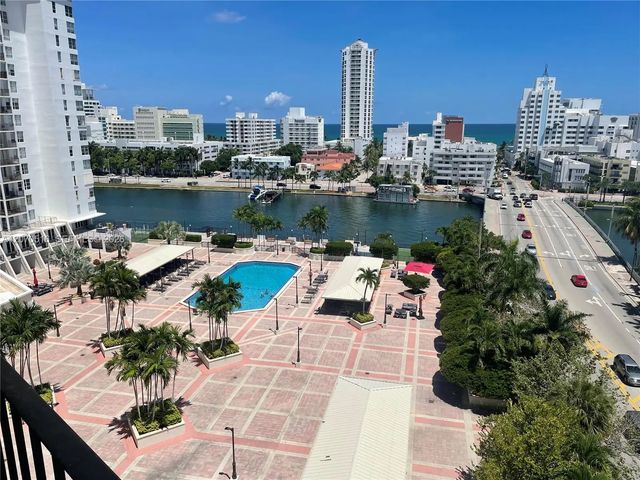 3 of 12 - 4101 Pine Tree Drive #926,925, Miami Beach, FL