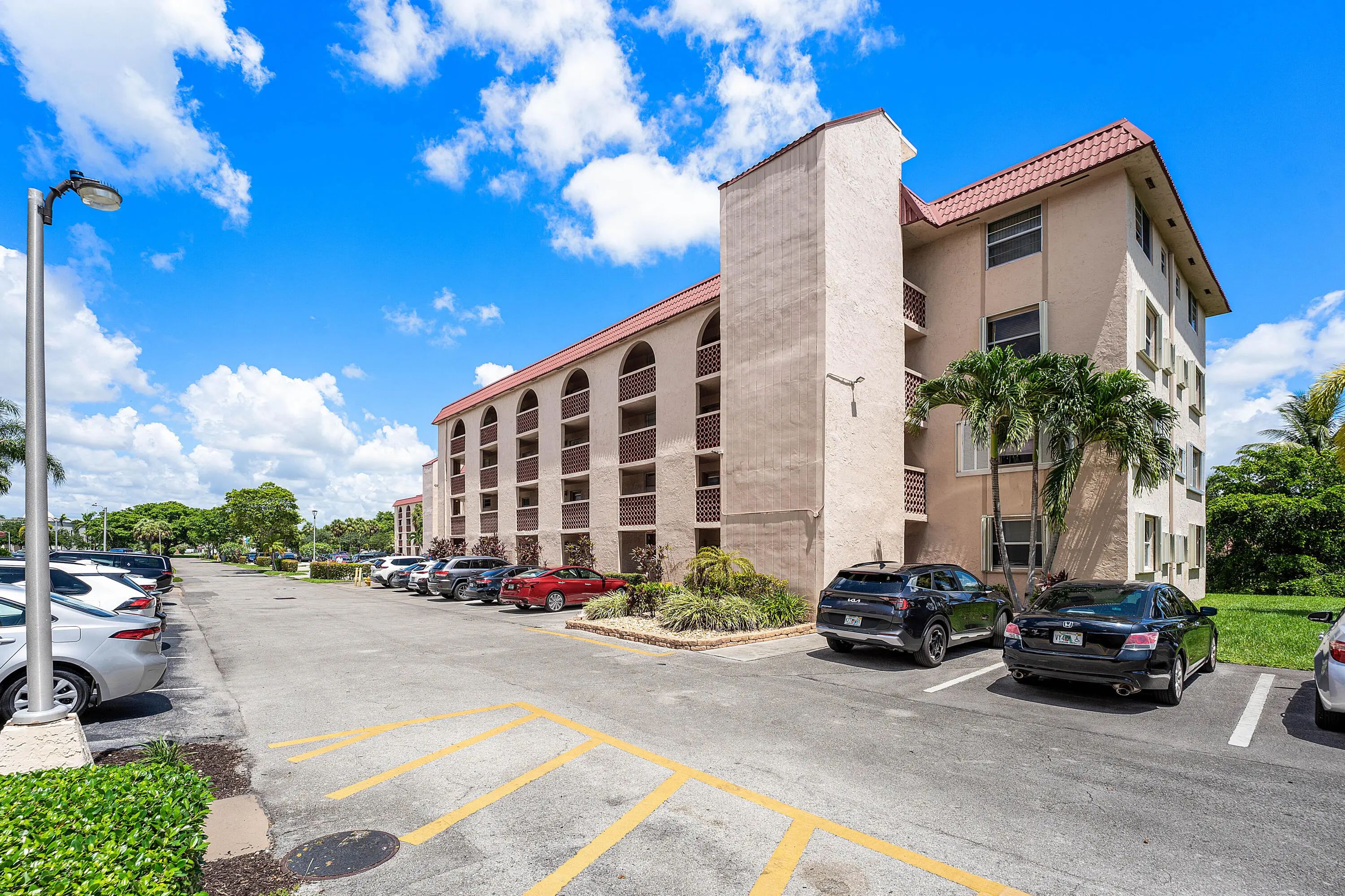 3251 Holiday Springs Boulevard #206, Margate