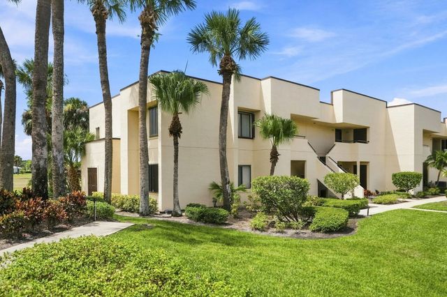 6940 Se Constitution #201, Hobe Sound