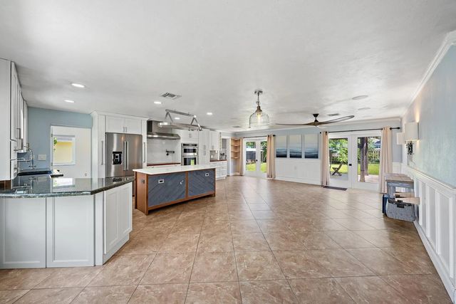 5 of 31 - 1 Windsor Road W, Jupiter, FL
