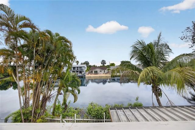 8210 Sw 96th Court, Miami