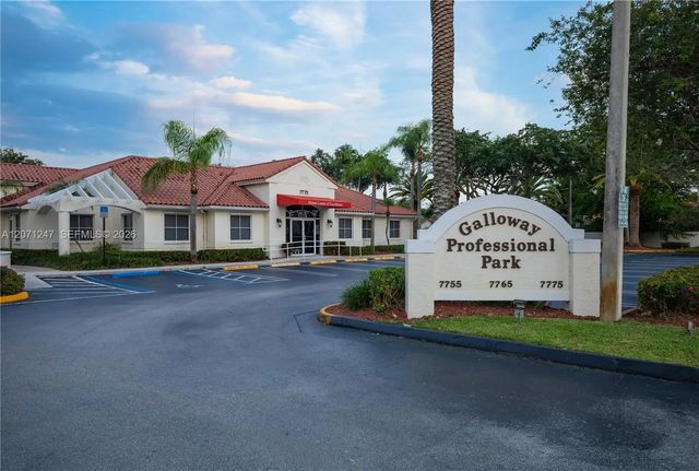 7765 Sw 87th Avenue #212a, Miami