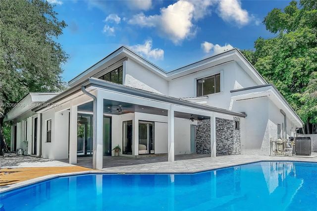 2 of 78 - 5811 Sw 33rd Terrace, Hollywood, FL