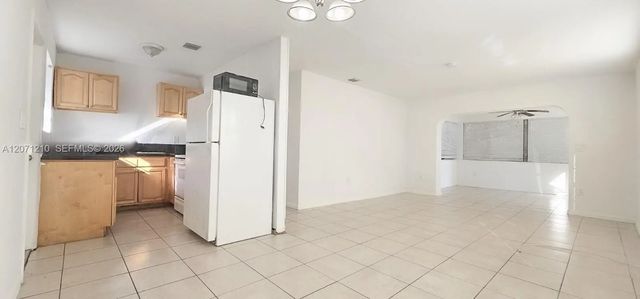 4 of 11 - 2781 Nw 13th Court, Fort Lauderdale, FL