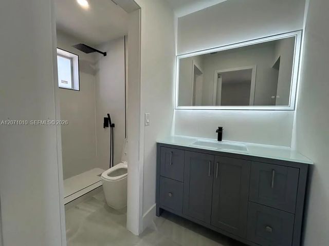 4 of 9 - 345 Sw 18th Avenue, Homestead, FL