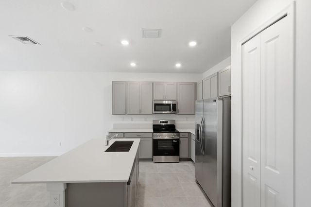 4 of 16 - 3526 Spanish Cedar Place, Fort Pierce, FL