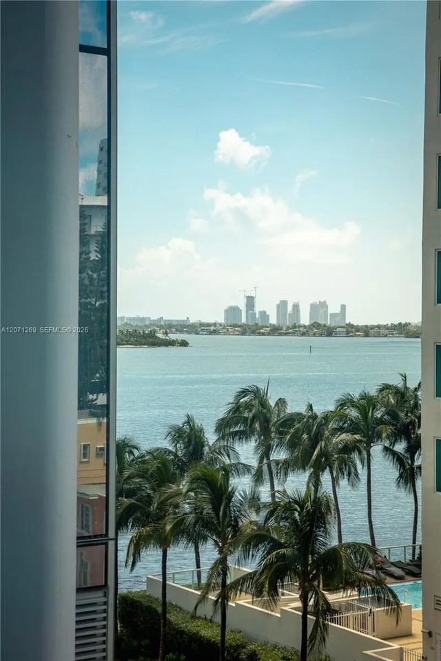 3 of 59 - 700 Ne 26th Terrace #4403, Miami, FL