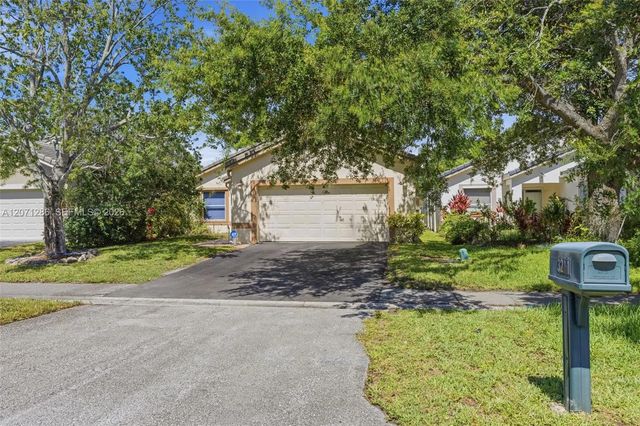 3211 Nw 123 Avenue, Coral Springs