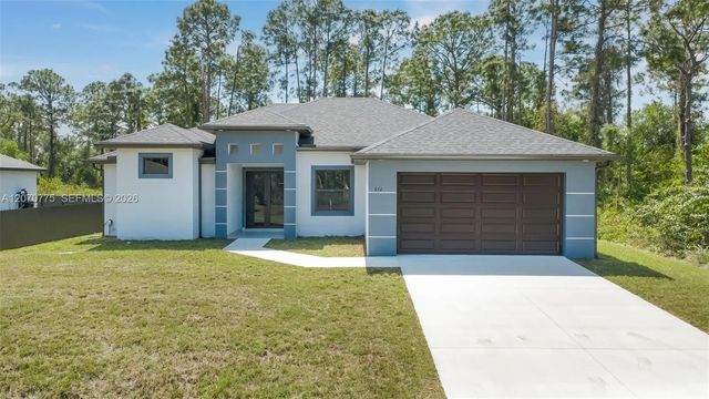 872 Spaulding Street E, Lehigh Acres