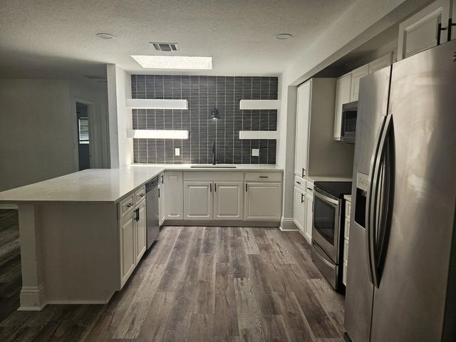 5 of 19 - 463 Nw Ravenswood Lane, Port St. Lucie, FL