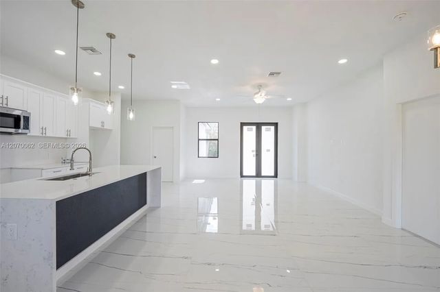 5 of 30 - 2604 73rd Street W, Lehigh Acres, FL